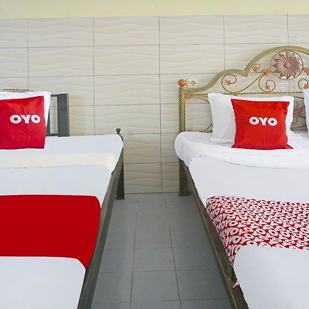 Putih Mulia Homestay Syariah Lumajang المظهر الخارجي الصورة